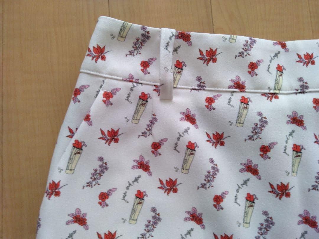 【新品】JUN & ROPE インナーパンツ一体型 花柄スカート サイズＳ