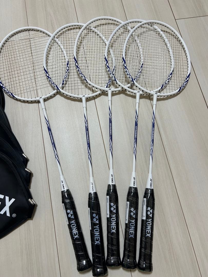 YONEX B4000 バドミントンラケット5本セット