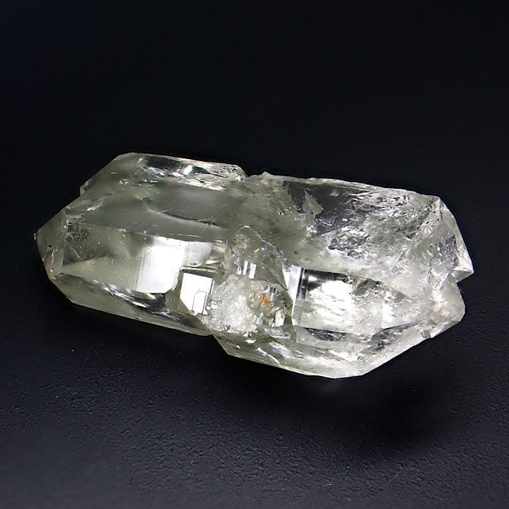 【イタリア/アオスタ渓谷産】アルパインファーデンクォーツ