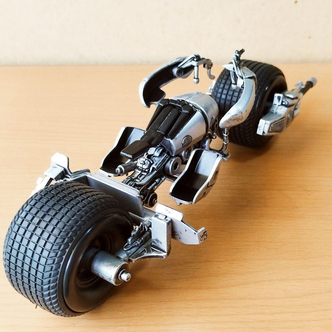 アメコミ Noble Collection KITH Batman Bat Pod