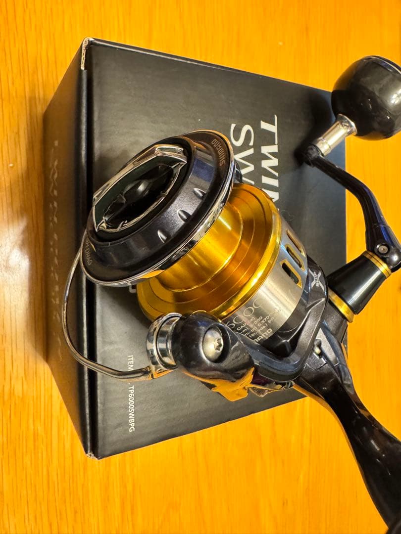 シマノTWIN POWER SW 6000PG スピニングリール