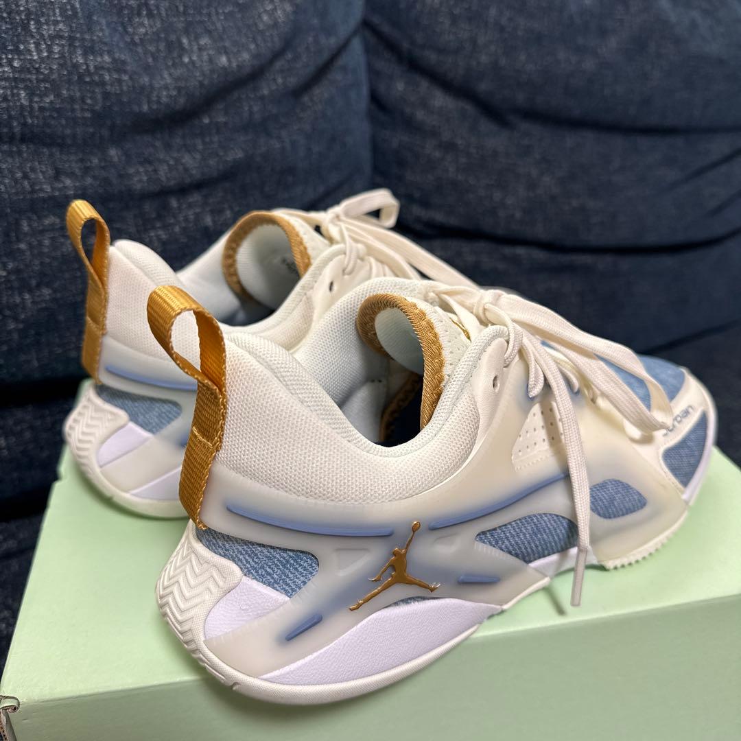 バスケットシューズ ジョーダン エアー シリーズ　23センチ