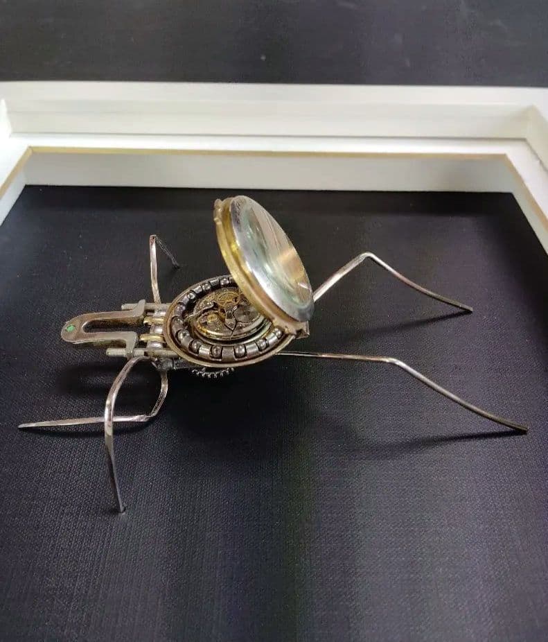 スチームパンク　懐中時計使用昆虫（額入り）G-01