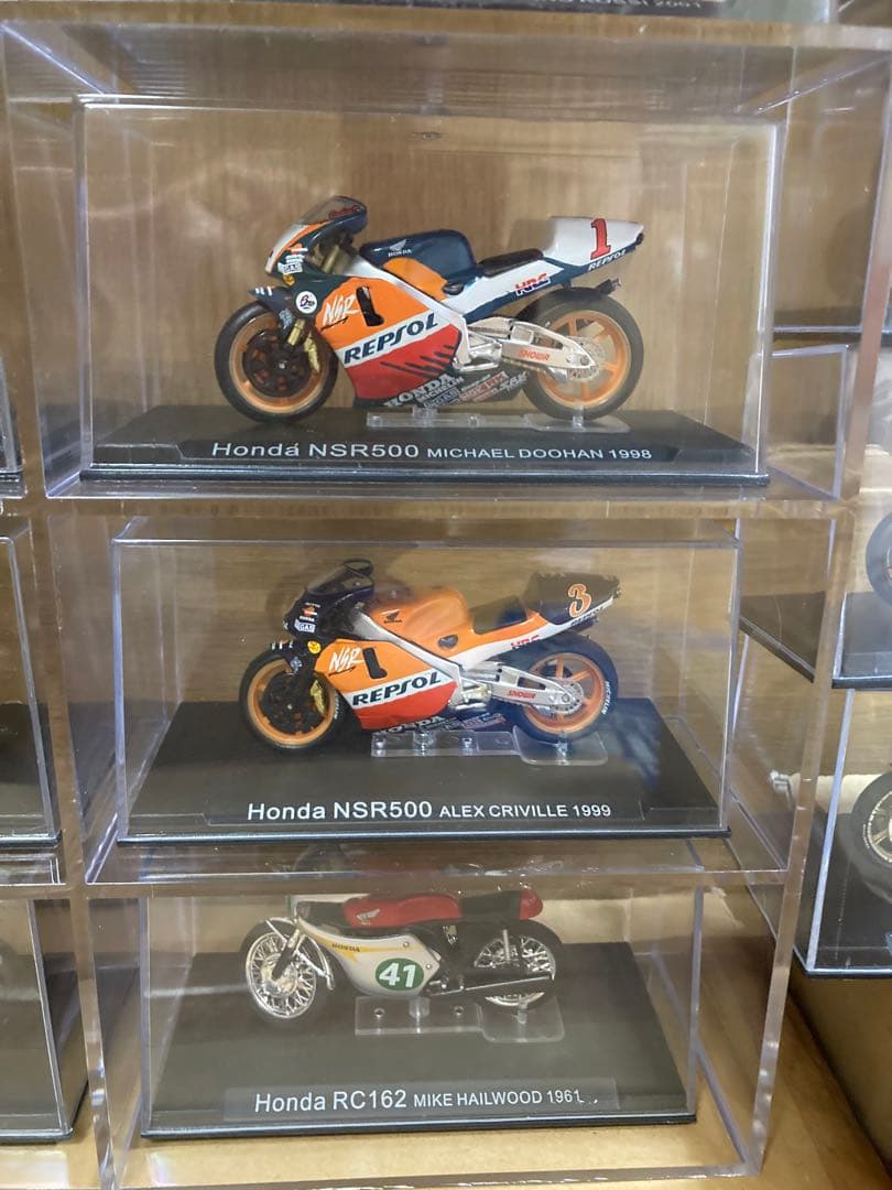 デアゴスティーニ隔週刊チャンピオンバイクコレクション　1/24スケール　ファイル