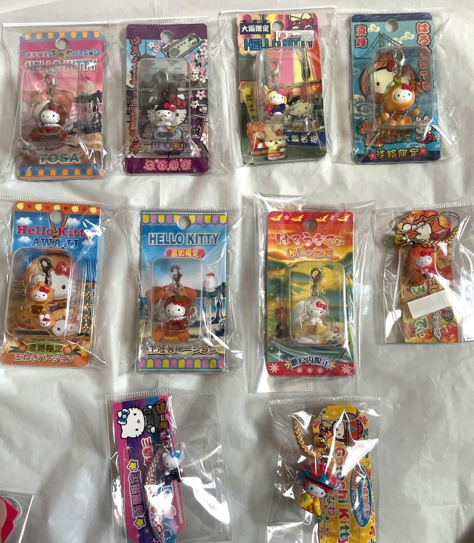 ハローキティー　ご当地キティー　根付け　チャーム　希少品　38個　まとめ売り