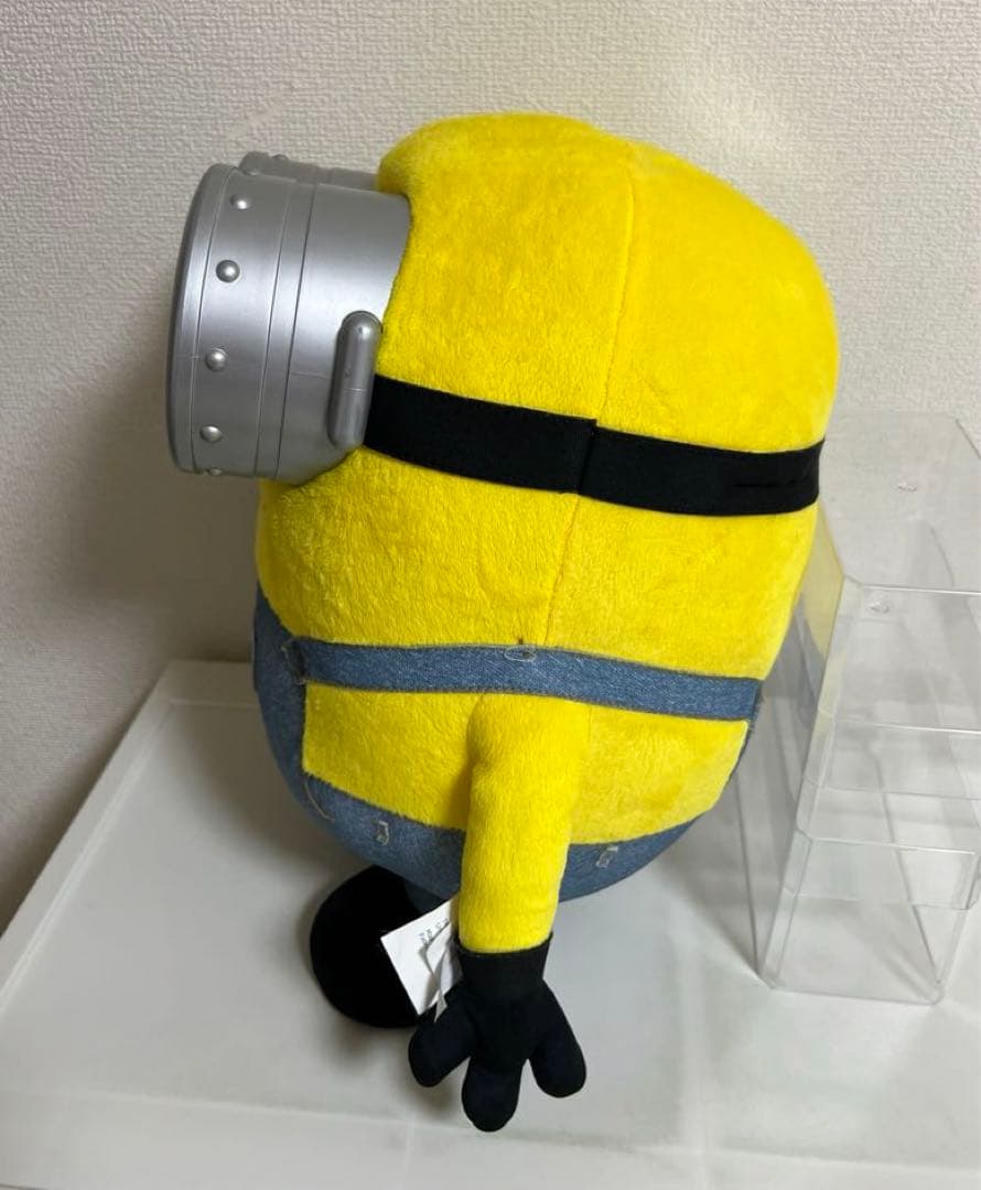 ミニオンズぬいぐるみ（喋る、目が光ります）