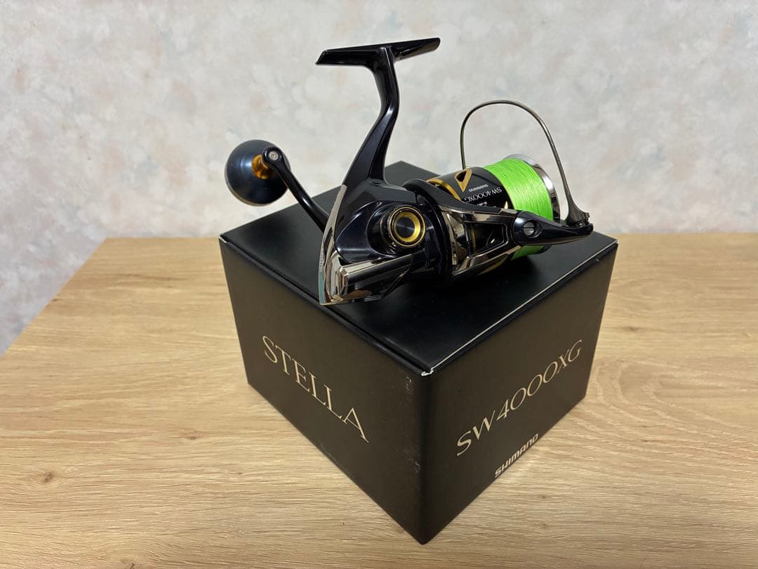 STELLA SW4000XG スピニングリール