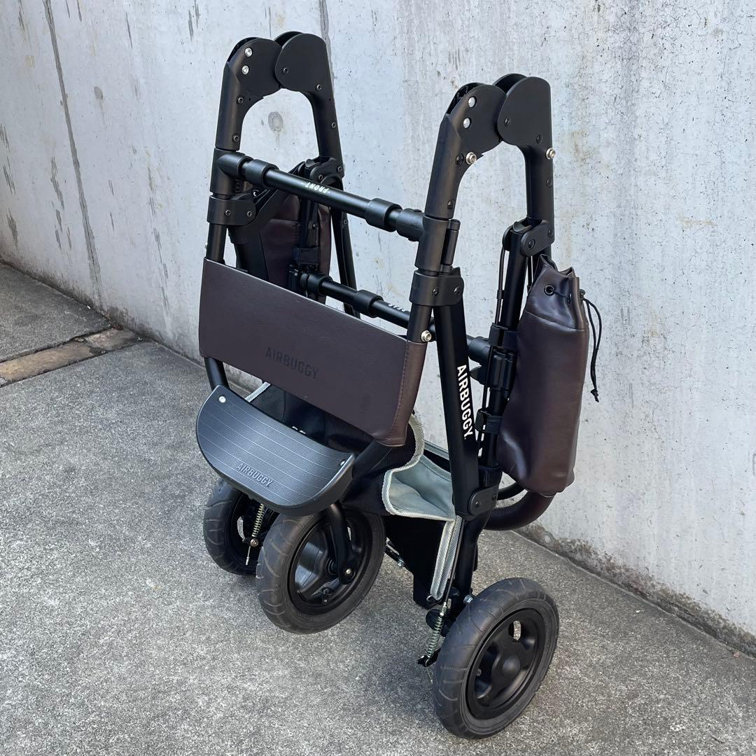 【ロイヤルブルー】