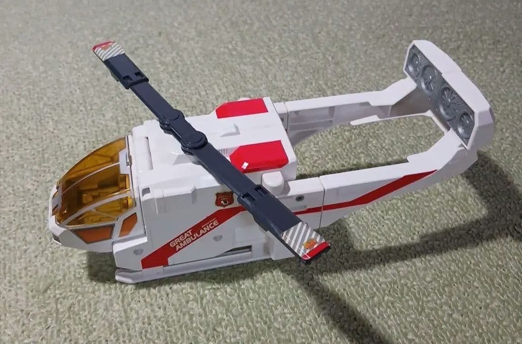 ハイパーシリーズ グレートアンビュランス　トミカ　美品　箱あり