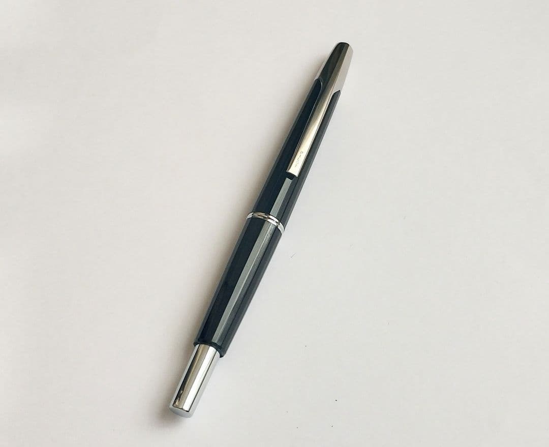 パイロット キャップレス 多面体 14K 細字F 廃番 レア