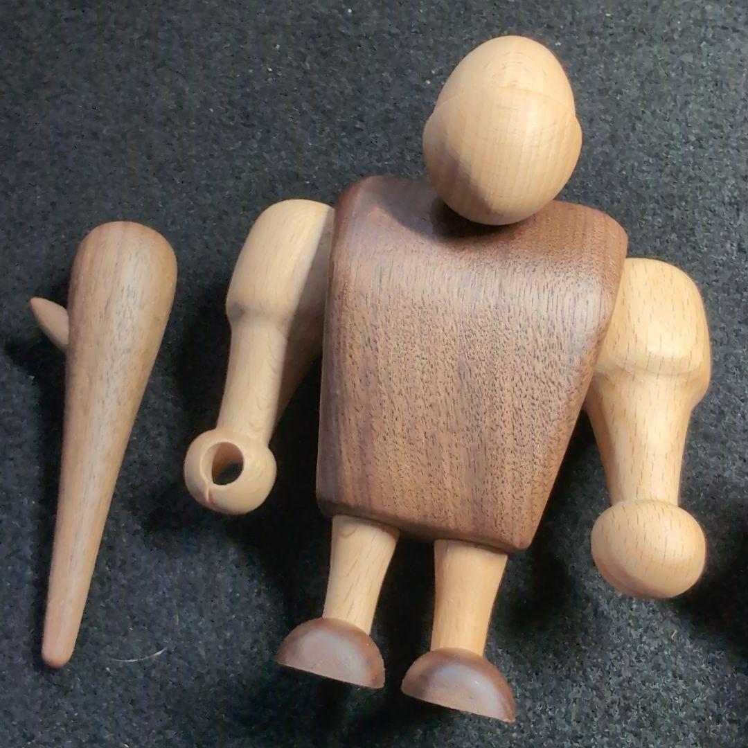 【WOODPEPE】ドアベル カニ　木製　人形　原始人Primitive 低め