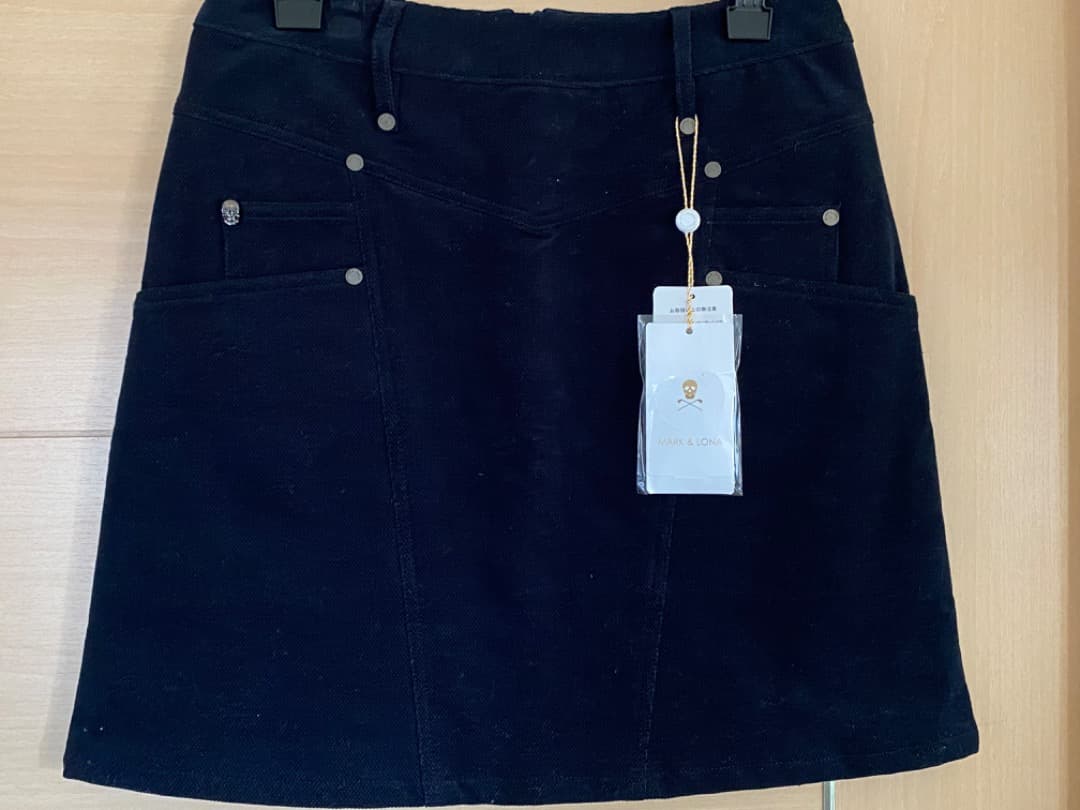 MARK&LONA ミニスカート（黒）