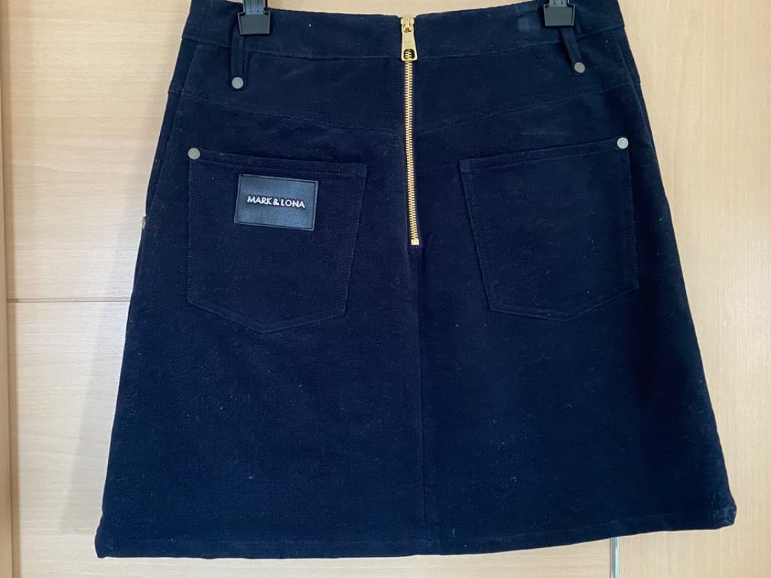 MARK&LONA ミニスカート（黒）