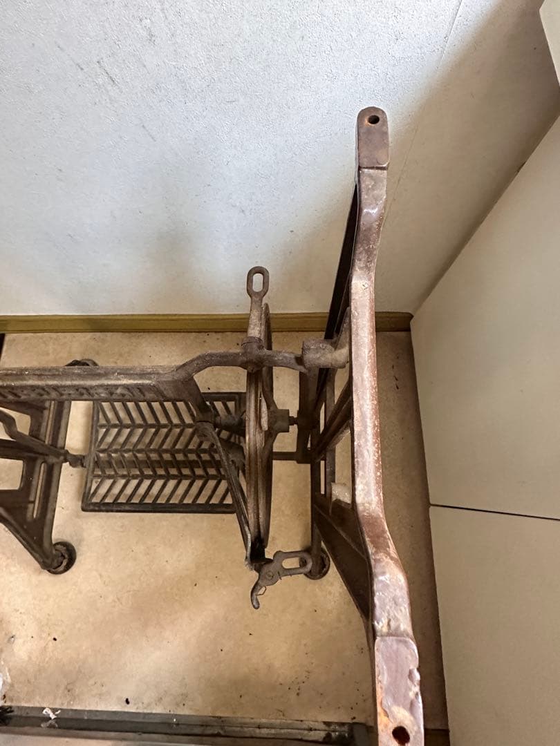 MITSUBISHI 　足踏みミシン台 アンティーク　三菱　ミシン