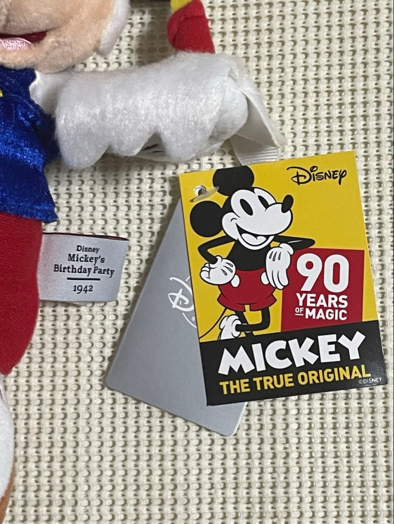 ディズニーストア　ミッキー　90周年　ぬいぐるみ　ミッキーの誕生日