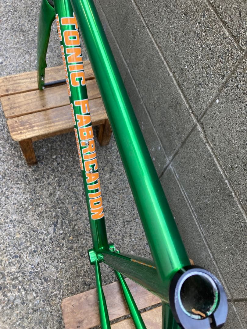 Tonic トニックDISCロードフレーム ENVEフォーク