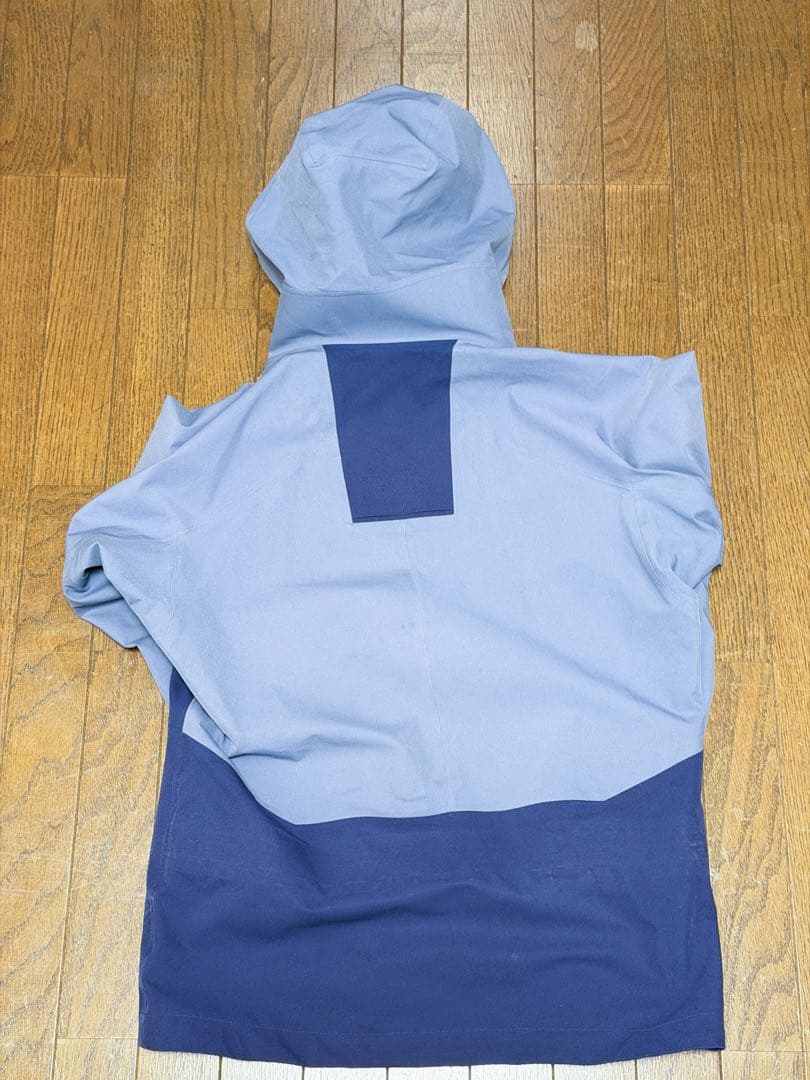 チームデサント　スキーウェア