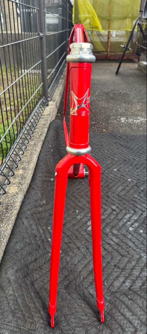 MAKINO ピストフレーム レッド フォーク付き