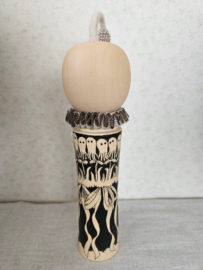 ヒグチユウコ　ひとつめちゃんこけし