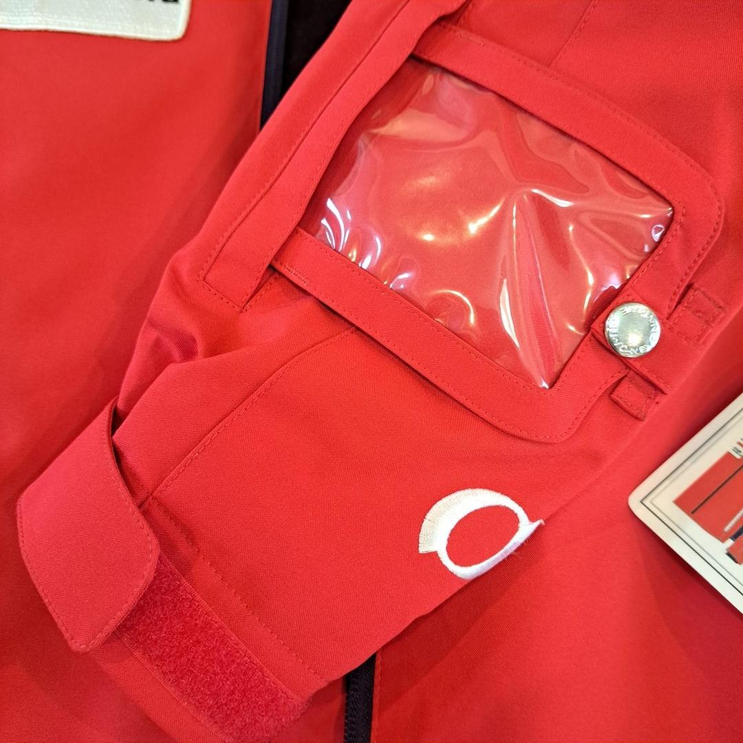 訳アリ 新品タグ付 ONYONE 子ども用スキーウェア 150cm レッド