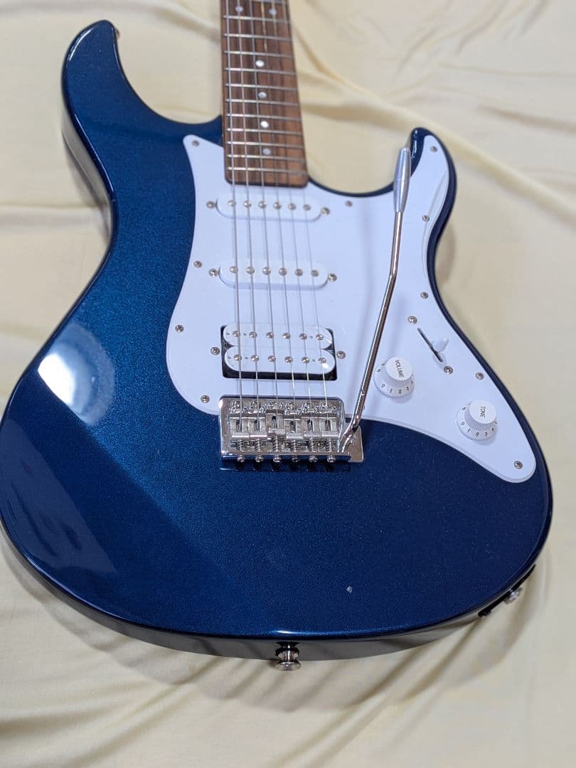 kazu美品Yamaha PACIFICA ギターブルーシールド ケース