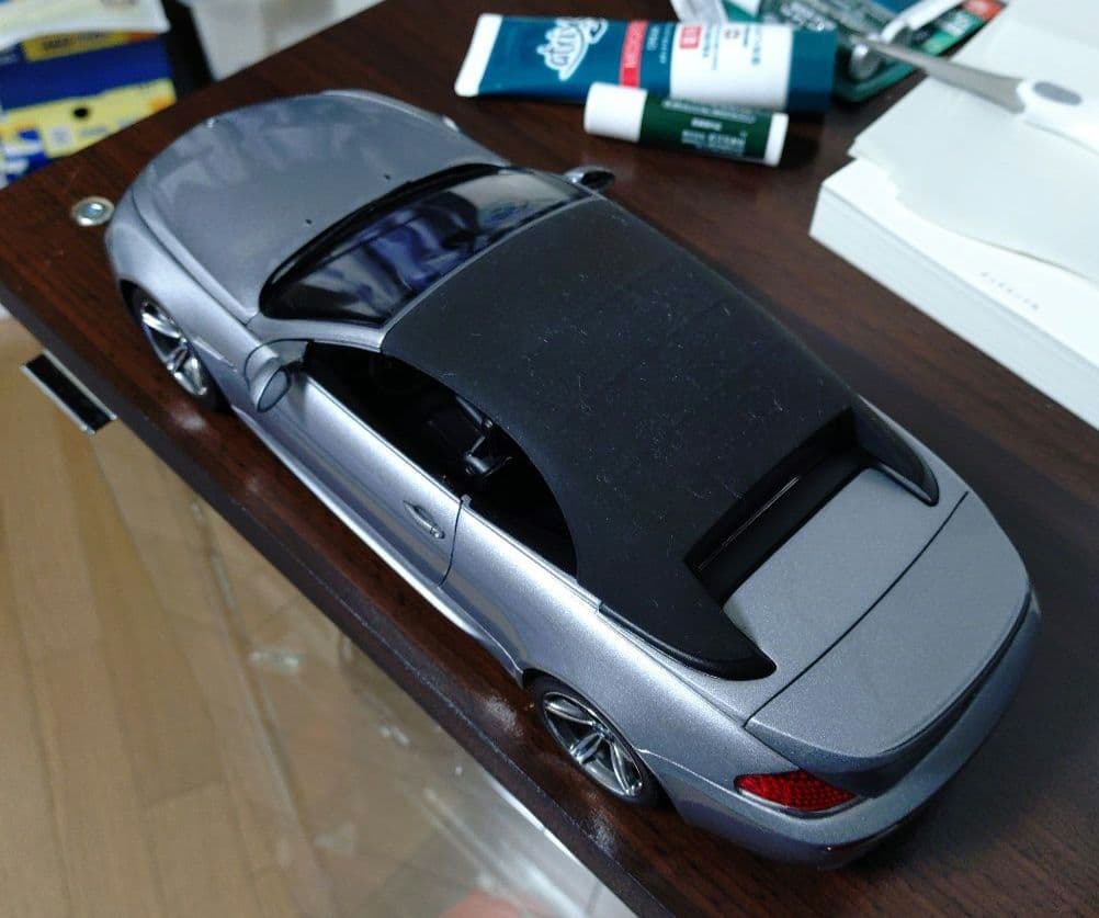  M6 Convertible 1/18 スケールモデル