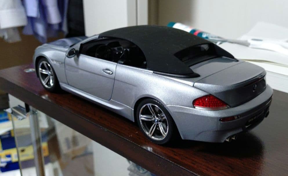  M6 Convertible 1/18 スケールモデル