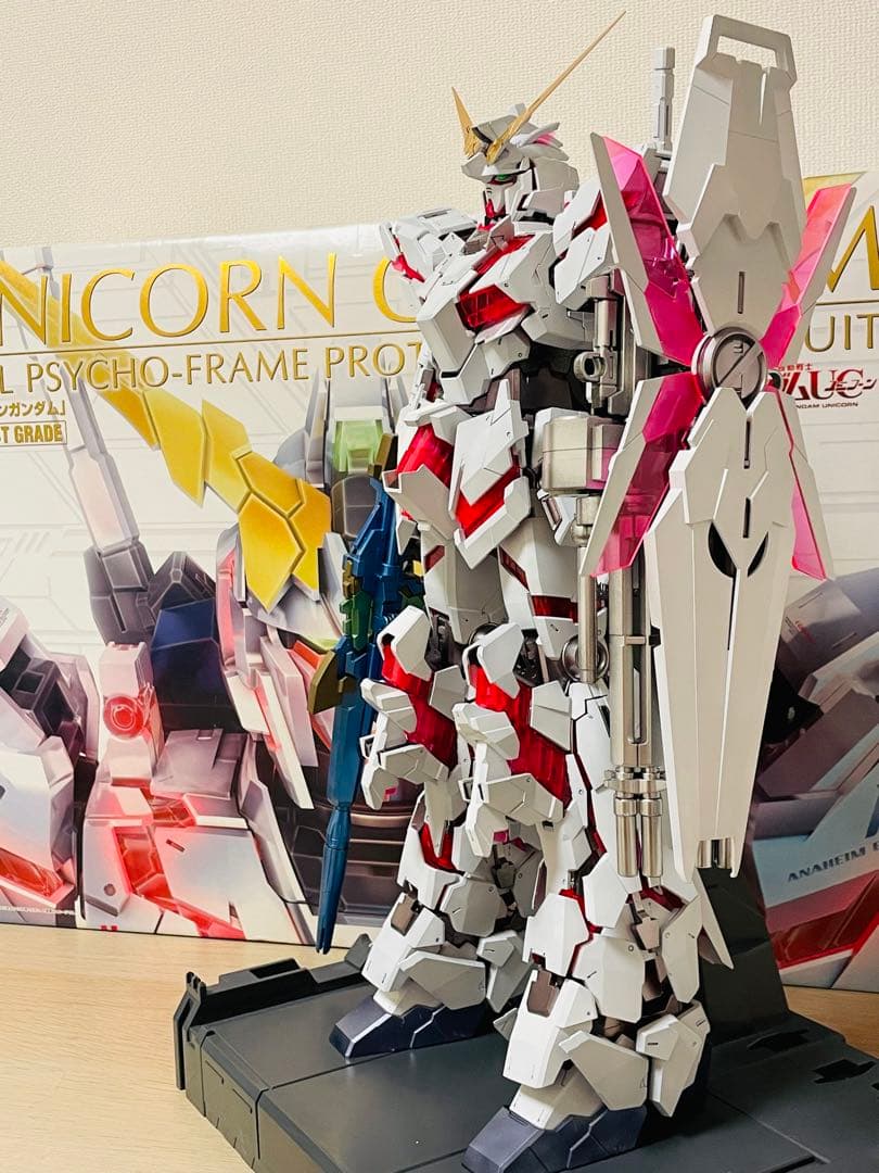 塗装済み 機動戦士ガンダムUC ユニコーンガンダム PG RX-0 1/60