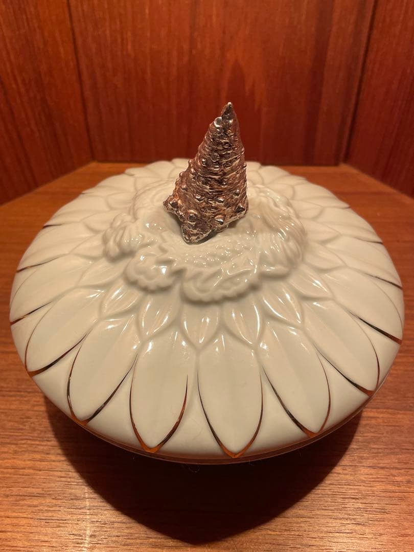 エリザベス・アーデン　ビカリア化石　アクセサリーケース　銀製品　工芸品