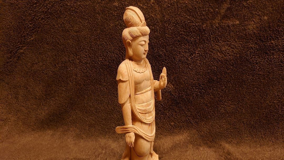 観音　観音様　井波彫刻　井波　仏教美術　仏教　寺院放出　一体