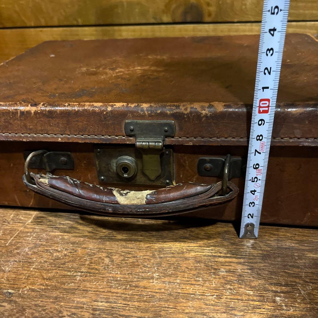 アンティークレザートランク