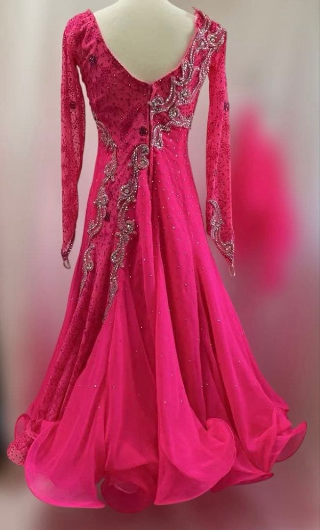 社交ダンス　スタンダードドレス　ショッキングピンク　ファーバングルおまけ付き