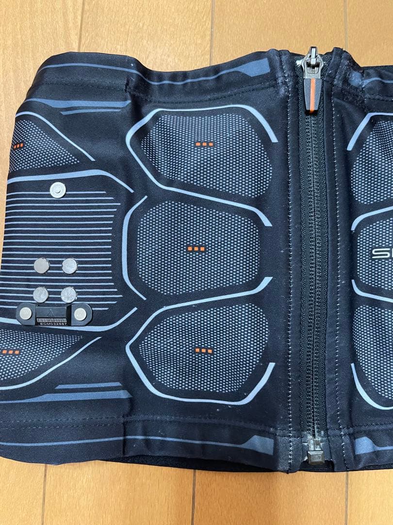 SIXPAD パワースーツライト　コアベルト Mサイズ　SE-BE00A