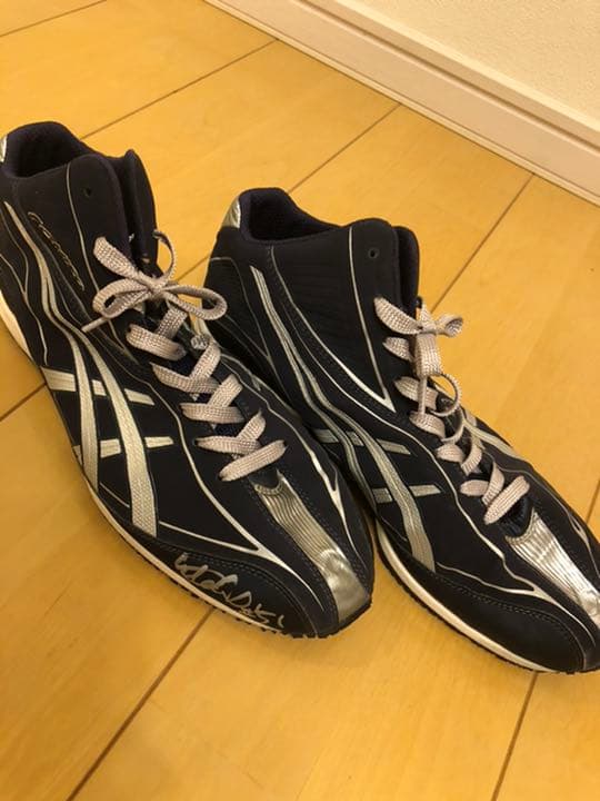 マリナーズイチロー選手サイン入り証明書付き実使用シューズ