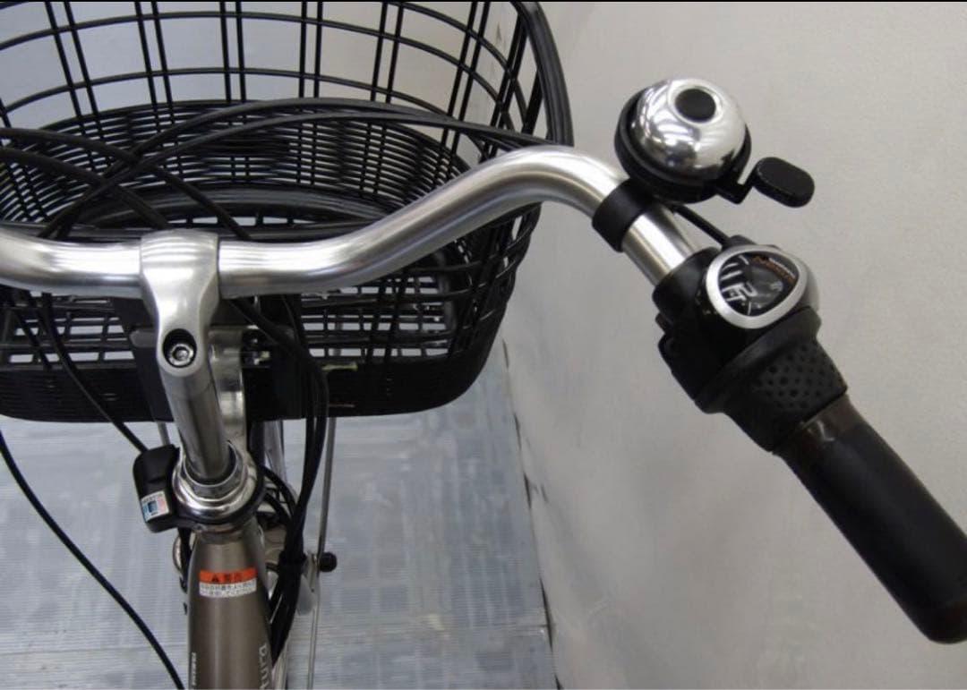 【美品】ヤマハ パスナチュラ 色：ゴールド 26インチ