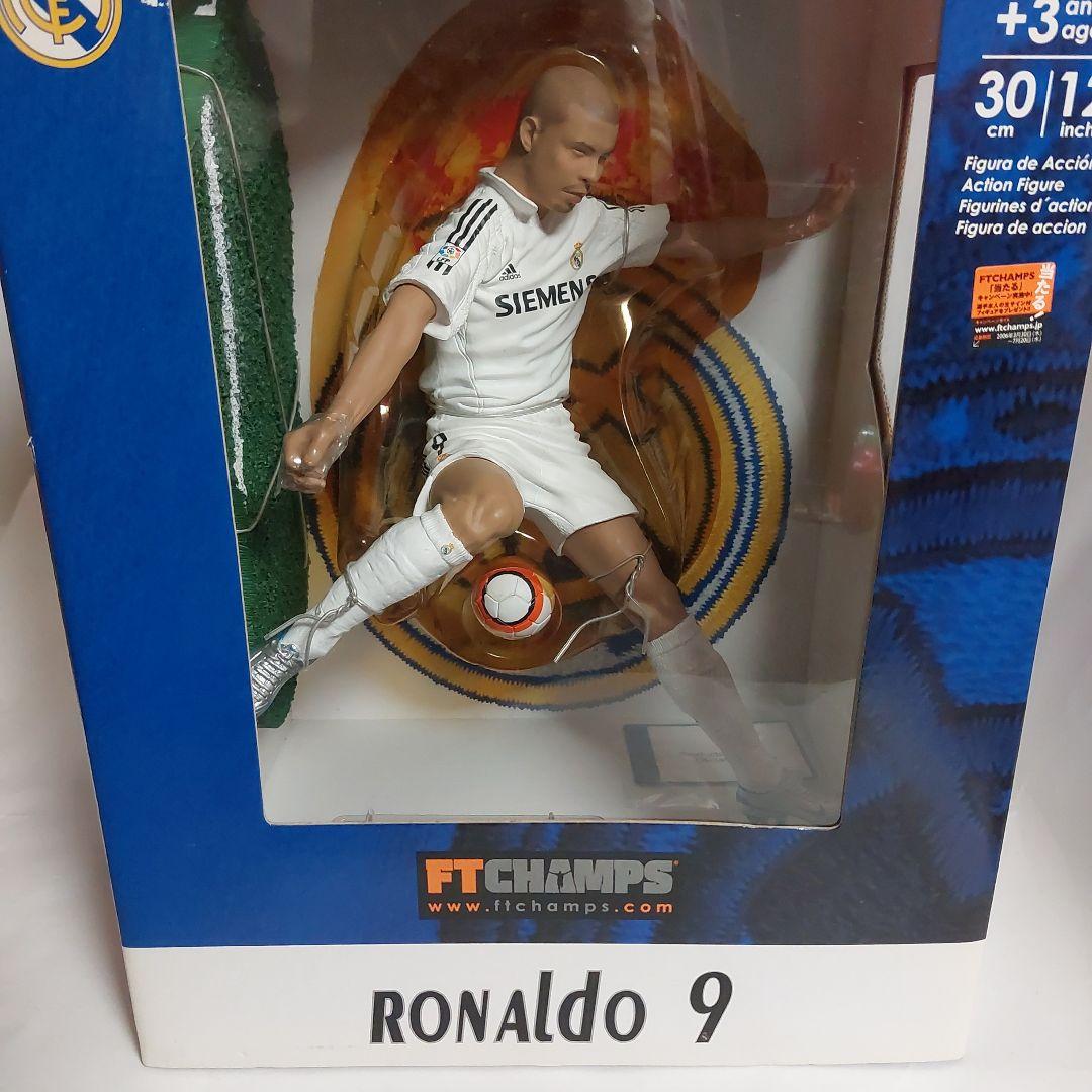 Ronaldo 9 & Ronaldinho 10 フィギュアセット