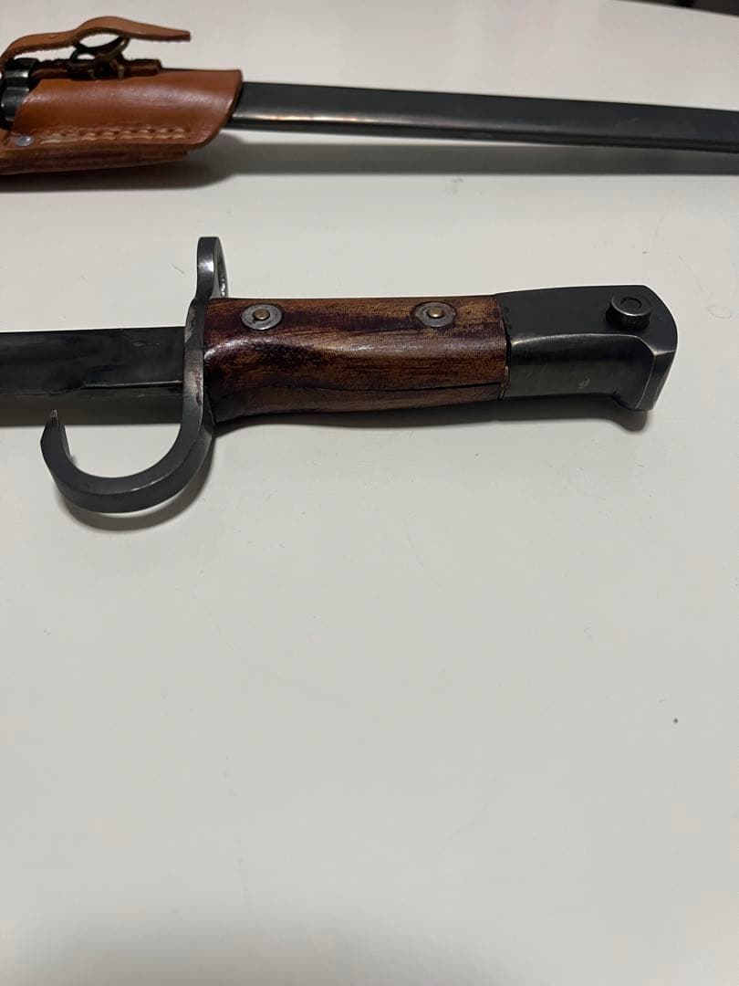 レプリカ三十年式銃剣（模造刀）　中田商店製の剣吊り付き　おそらくKTW製？