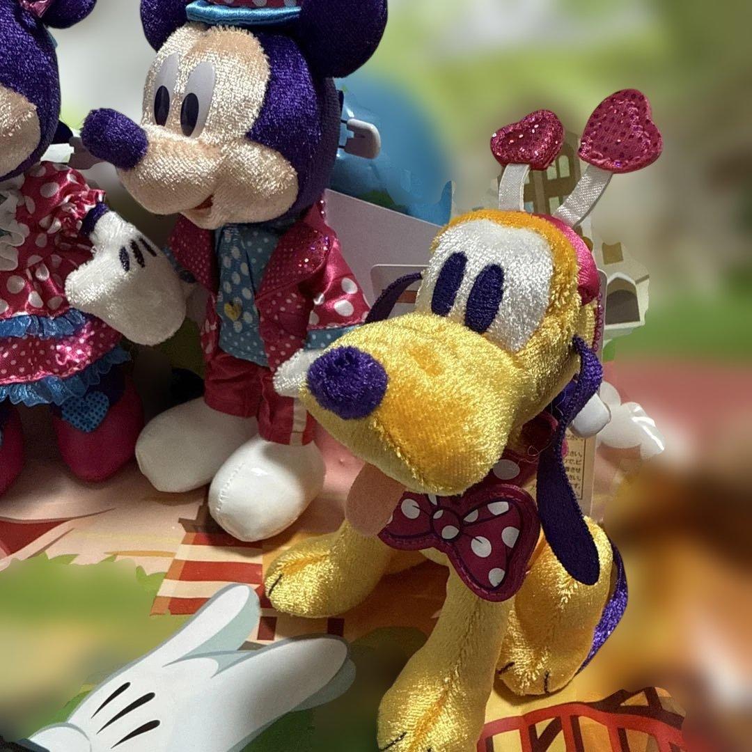 ミニーのファンダーランド　ミッキー ミニー プルート ぬいぐるみバッジ　セット