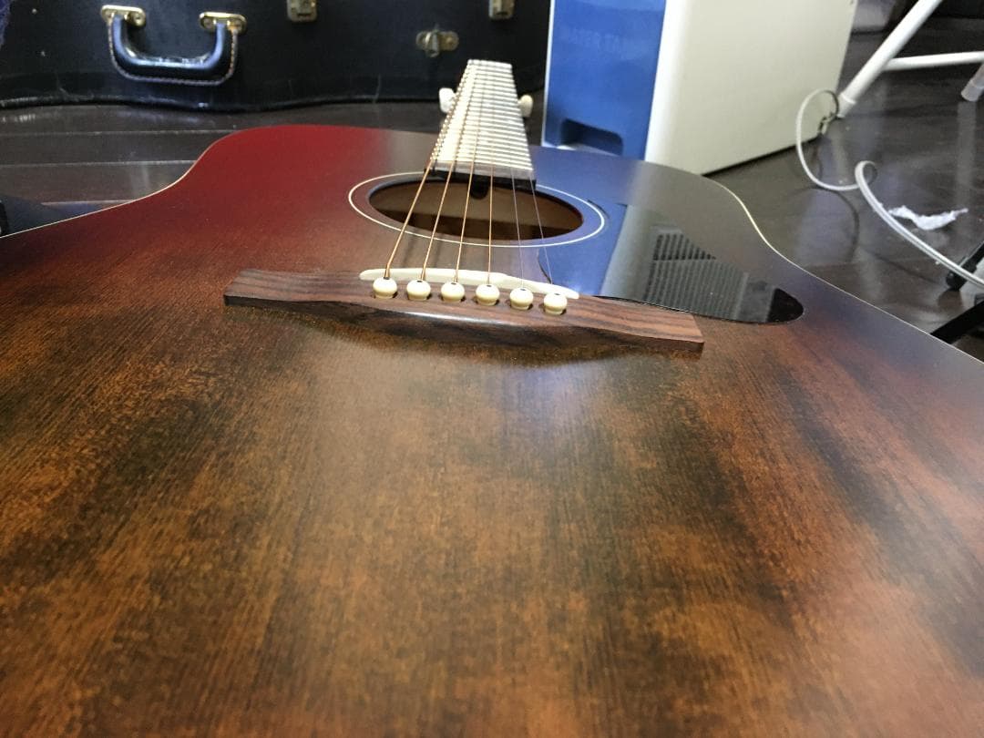 ギター Art & Lutherie Americana Bourbon Burs