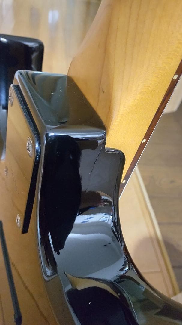 IBANEZアイバニーズ　RX180B　ブラックメイプルトップ　ギター