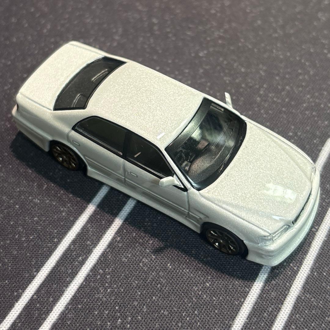 箱付き ターマックワークス1/64 チェイサー VERTEX ホワイトメタリック