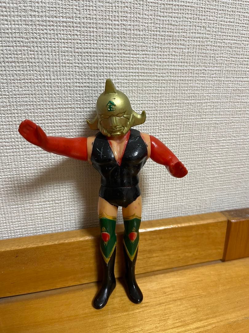 キン肉マン黄金のマスク　ソフビ　体付き　ヘルホークタイガーマスクソフビ