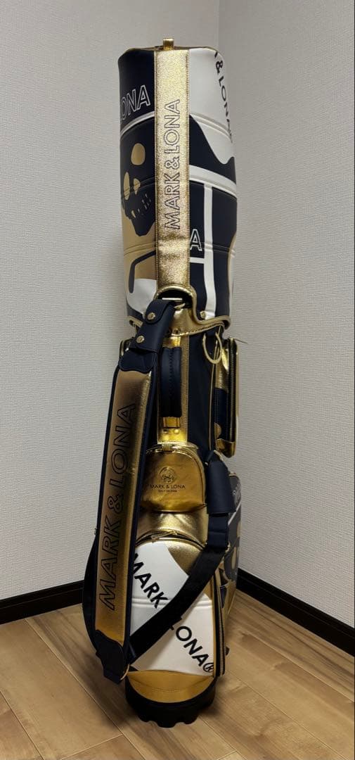 MARK & LONA キャディバッグ　ヘッドカバーセット