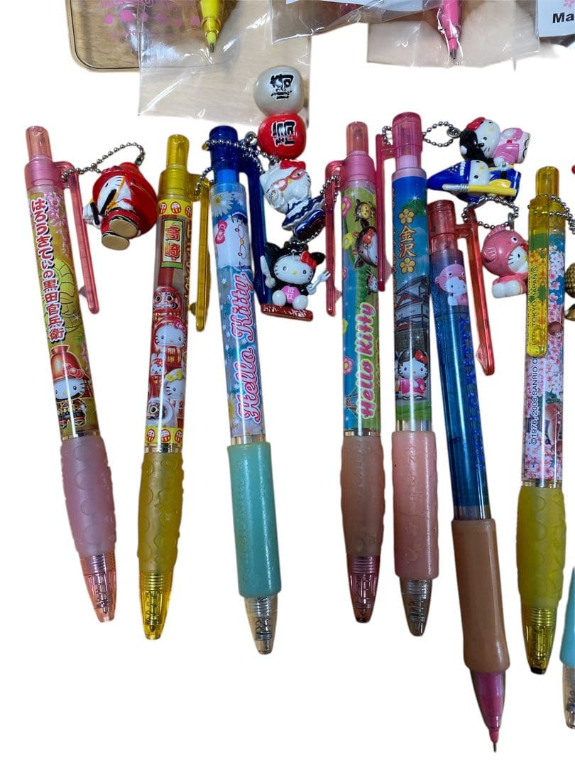 【新品と傷汚れあり】ご当地キティグッズ　合計33点