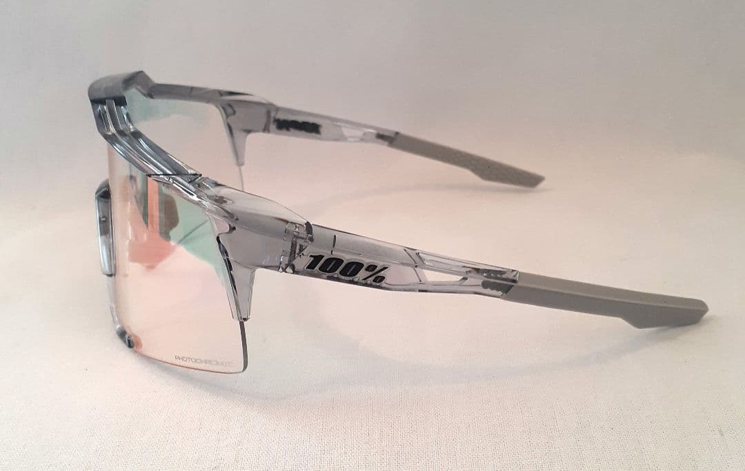 100% Speedcraft クリアグレー 調光 ワンハンドレッド サングラス