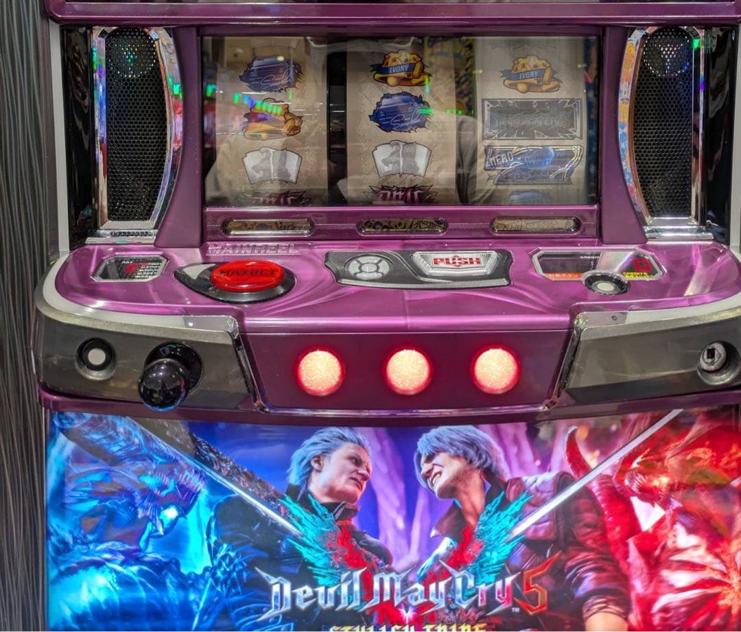デビルメイクライ5 パチスロ機