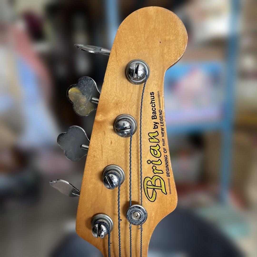 Brian by Bacchus ピンク エレキベース