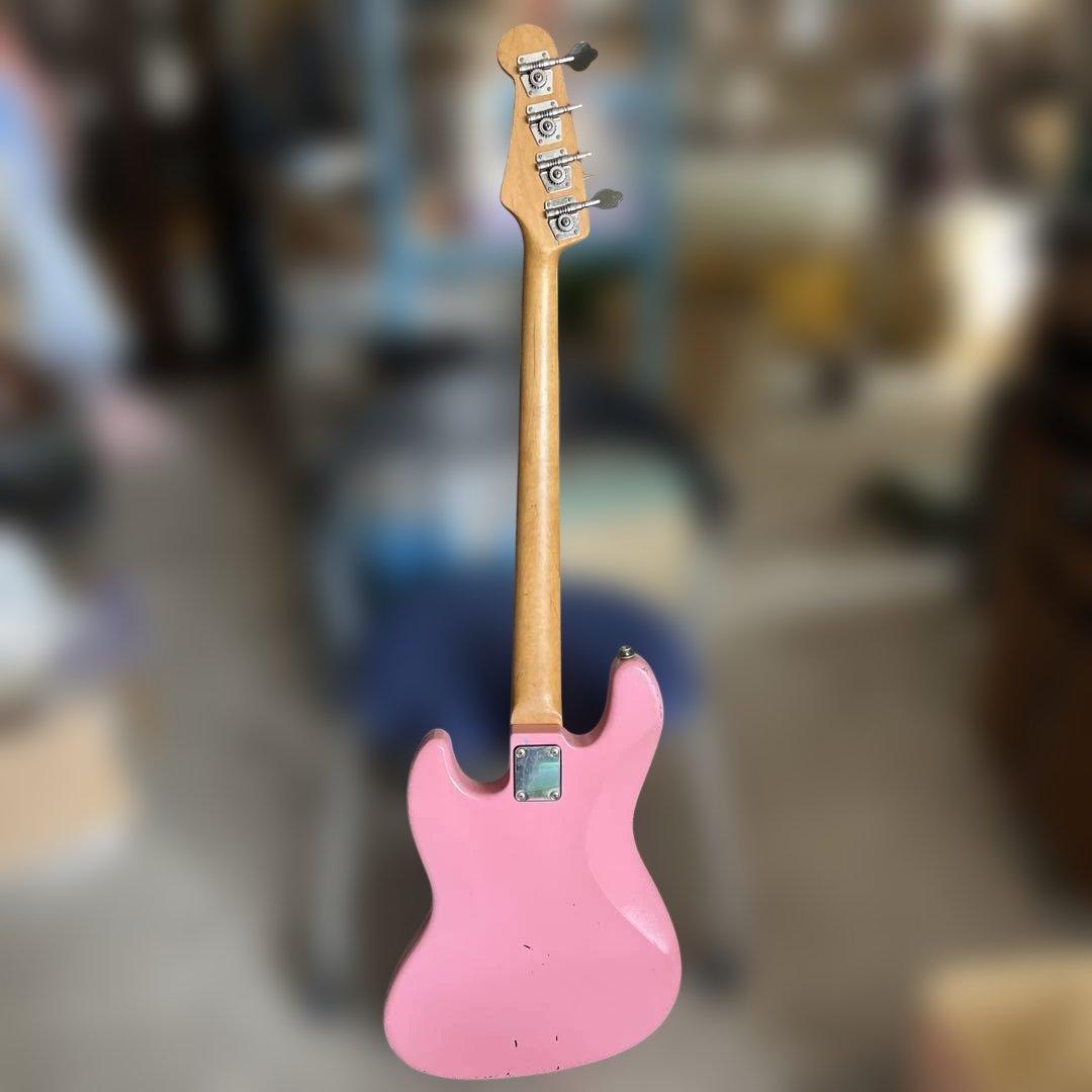 Brian by Bacchus ピンク エレキベース