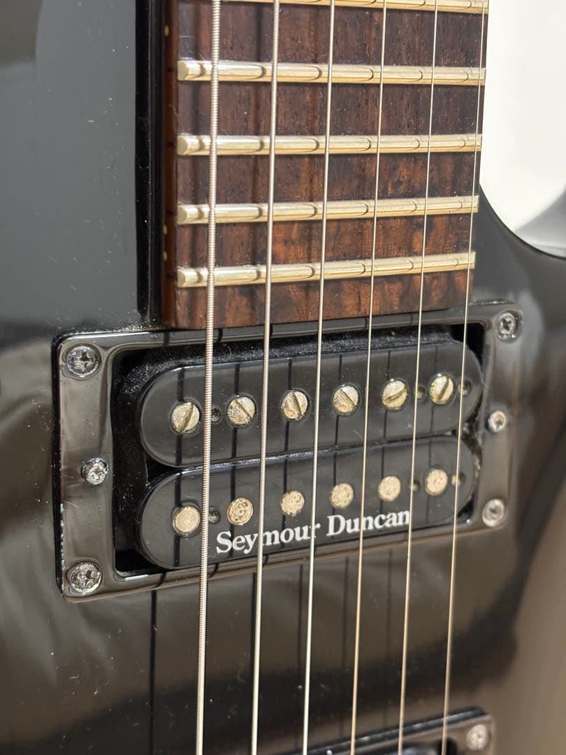 Fender Showmaster Black Out HH フェンダー