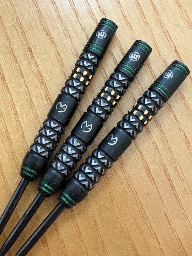 【Winmau】MVGヴァンテージ 24g スティール